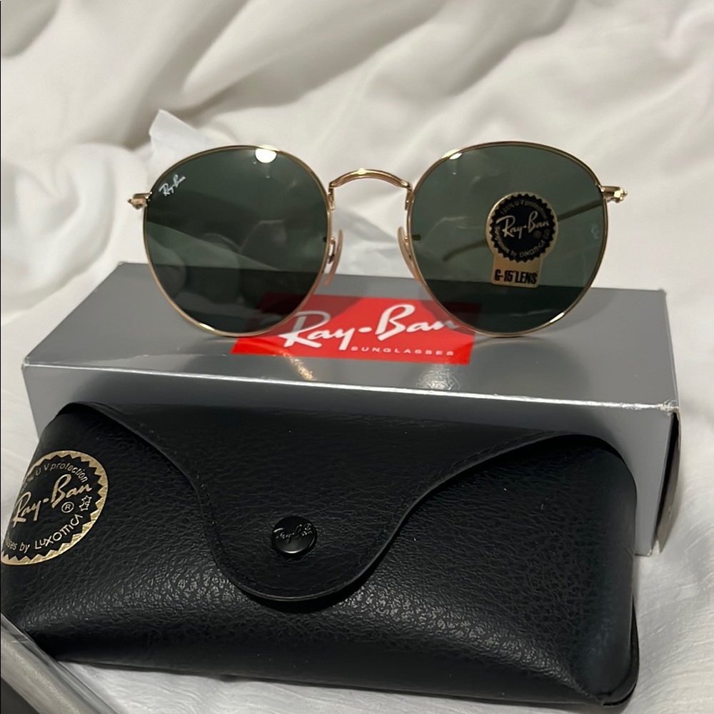 Ray-Ban style 0RB3447 Gold and Black Sunglasses- brand new , never used